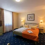 Am Wariner Hotel 3*