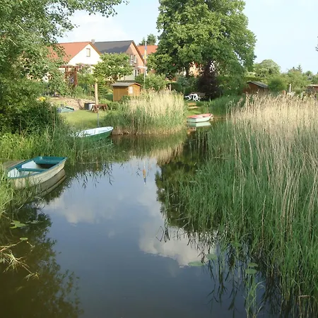 Hotel Am Wariner See 3*