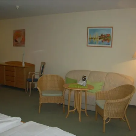 Am Wariner See Hotel 3*