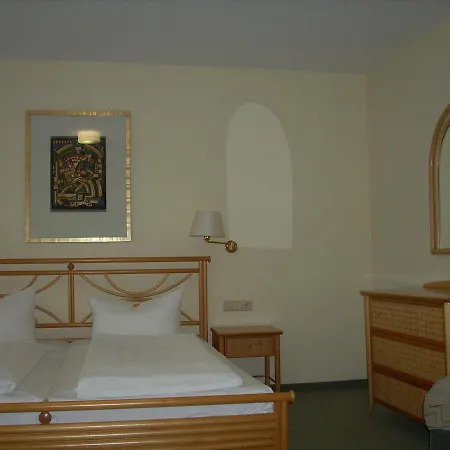 Am Wariner See Hotel